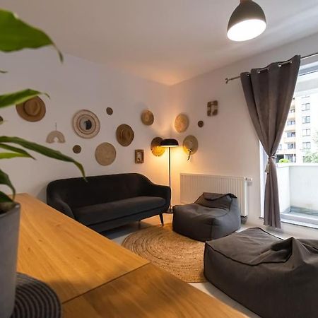 Arte - 2 Bedroom Apartment Near Coresi Mall With Free Parking Brašov Exteriér fotografie
