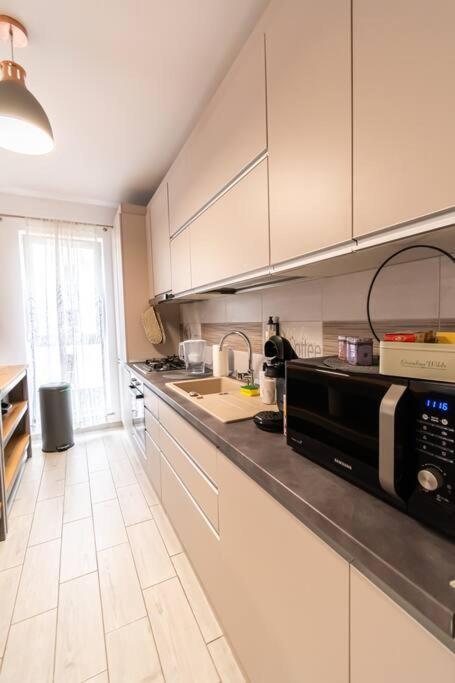 Arte - 2 Bedroom Apartment Near Coresi Mall With Free Parking Brašov Exteriér fotografie